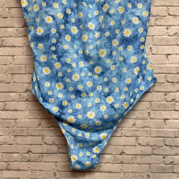 Women's Size 4XL Blue Floral Tie Dye One Piece Swimsuit - Picture 5 of 9